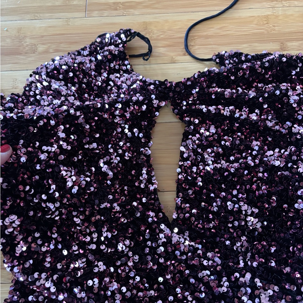 ZARA Sequin Long Sleeve Dress with open back - Picture 9 of 9